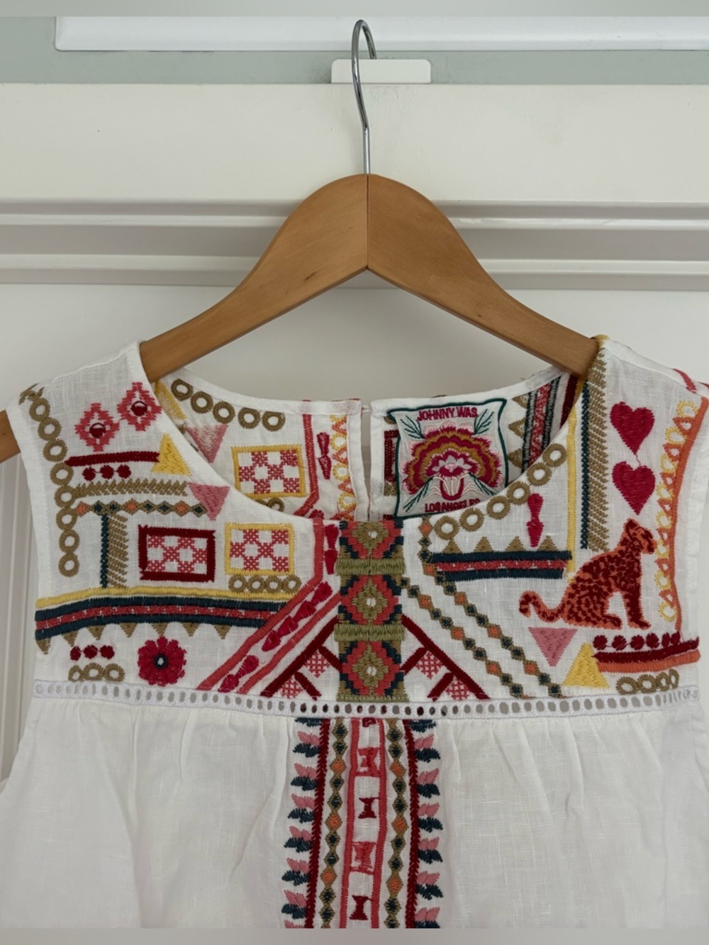 NWT Johnny Was Linen Embroidered Relaxed Yoke Tank M - Picture 3 of 12
